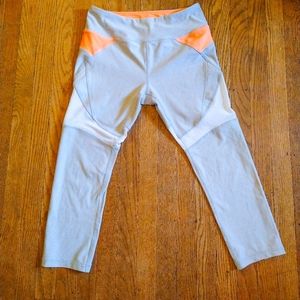 X by Gottex Capri Leggings with Mesh Detail